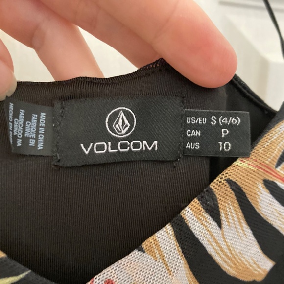 Volcom Black Mini Dres with Floral design Sweetheart Neckline Small - Picture 4 of 9